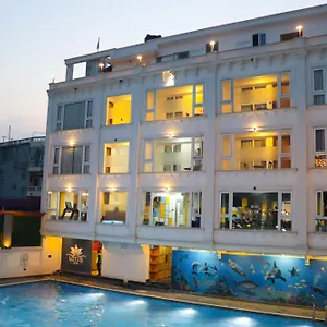 3* Hotel Lotus Club Boutique